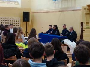 Spotkanie z policją - inspirująca lekcja o ścieżkach kariery zawodowej